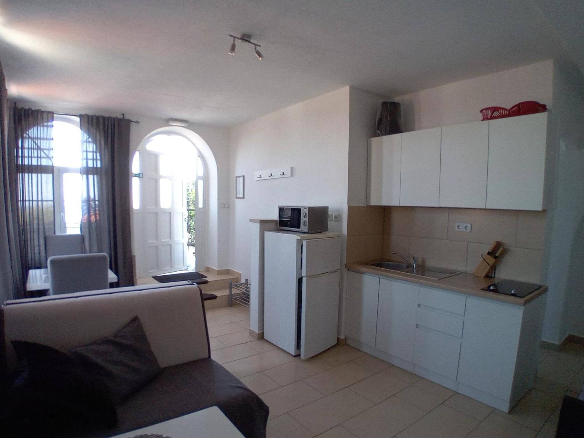 Vivi Studio Apartments Mali Losinj Room photo